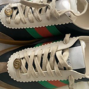 Gucci G74 calfskin